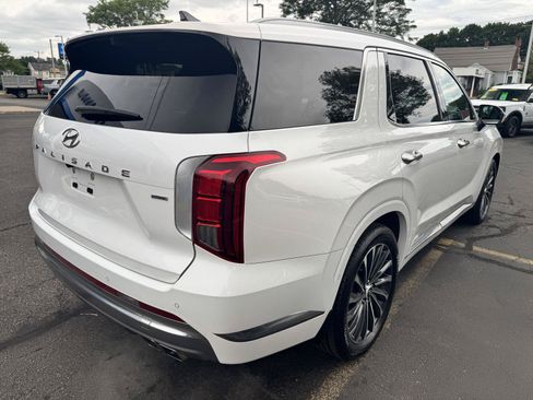 Used 2023 Hyundai Palisade Calligraphy AWD/4WD image 7
