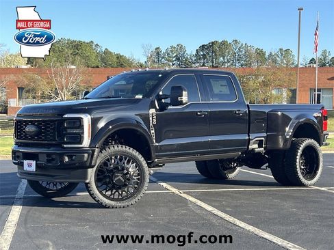 New 2026 Ford F450 Platinum image 1