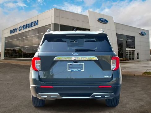 Certified 2023 Ford Explorer XLT w/ Equipment Group 202A AWD/4WD image 4