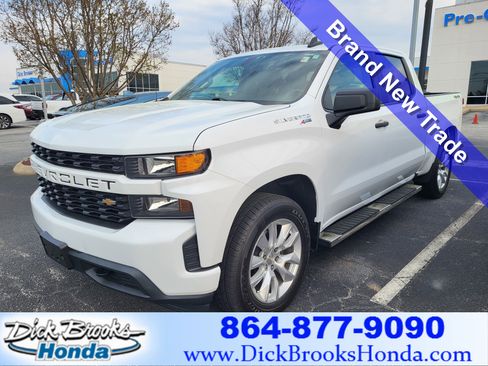 Used 2020 Chevrolet Silverado 1500 Custom w/ Custom Value Package image 1