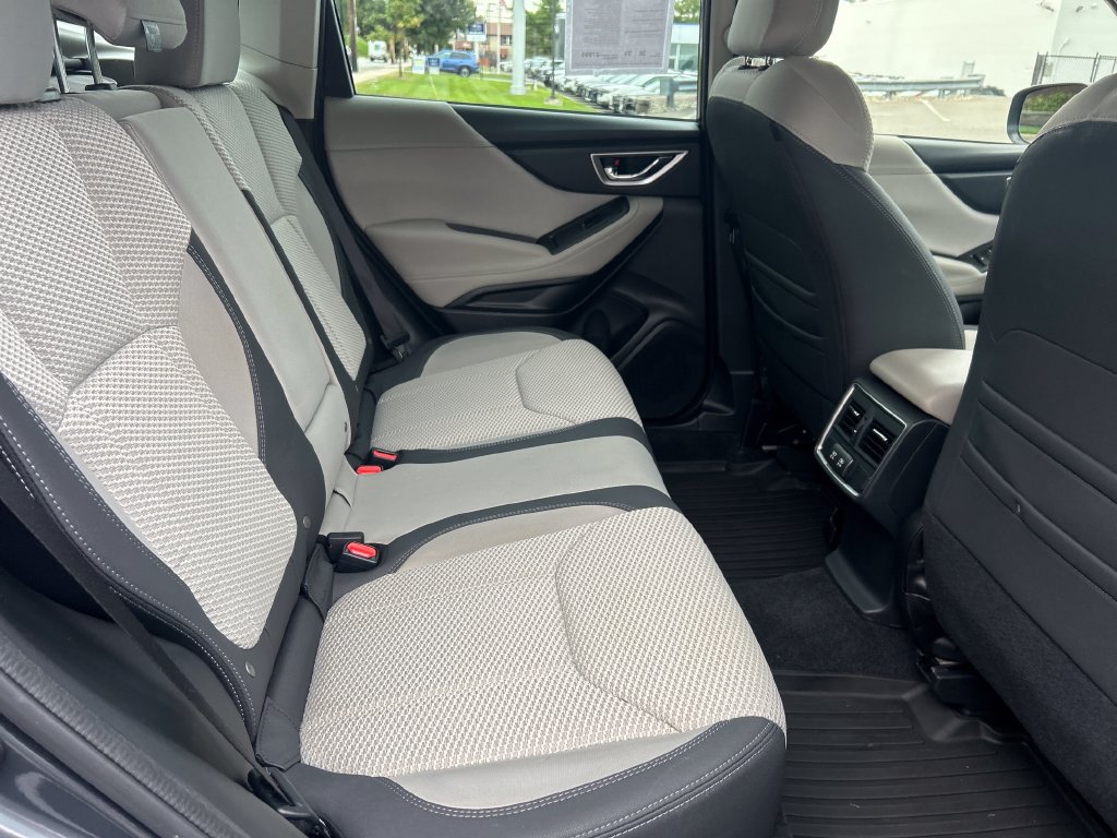 Certified 2023 Subaru Forester Premium AWD/4WD image 32