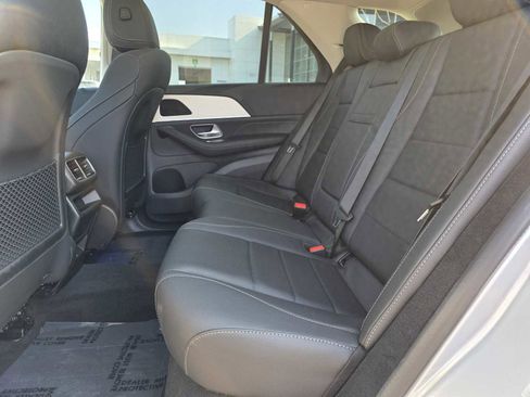 Used 2025 Mercedes-Benz GLE 350 4MATIC image 17