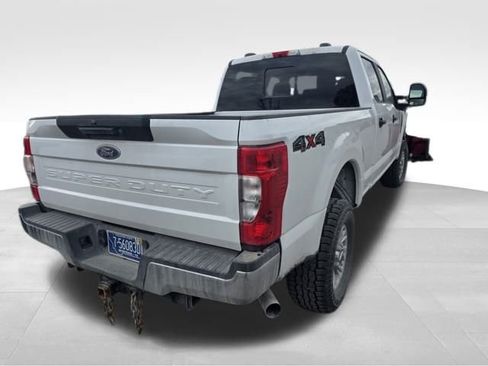 Used 2022 Ford F250 XL w/ STX Appearance Package image 5