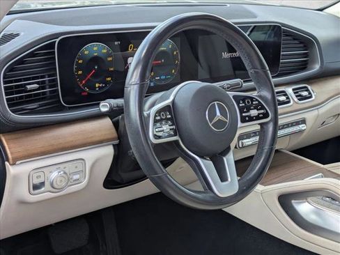 Used 2021 Mercedes-Benz GLS 450 4MATIC image 10