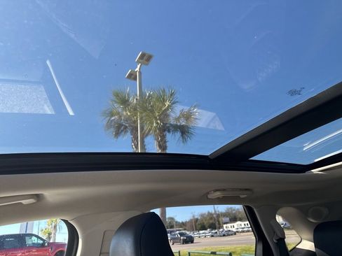 Certified 2024 Ford Edge Titanium w/ Equipment Group 301A image 9