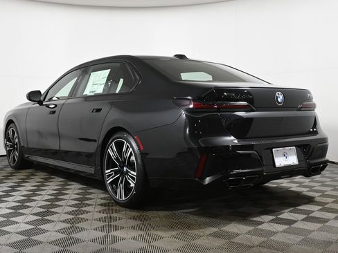 New 2026 BMW 760i xDrive w/ Executive Package image 5