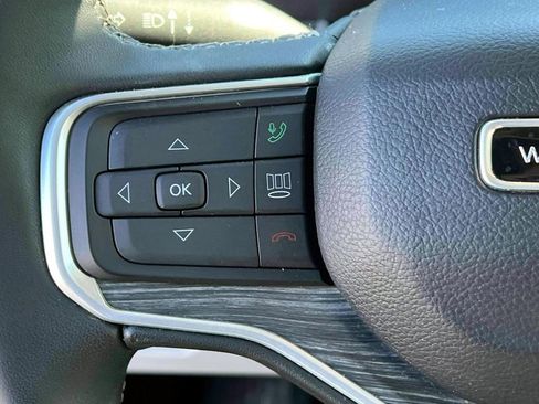 Certified 2024 Jeep Wagoneer Series II image 19