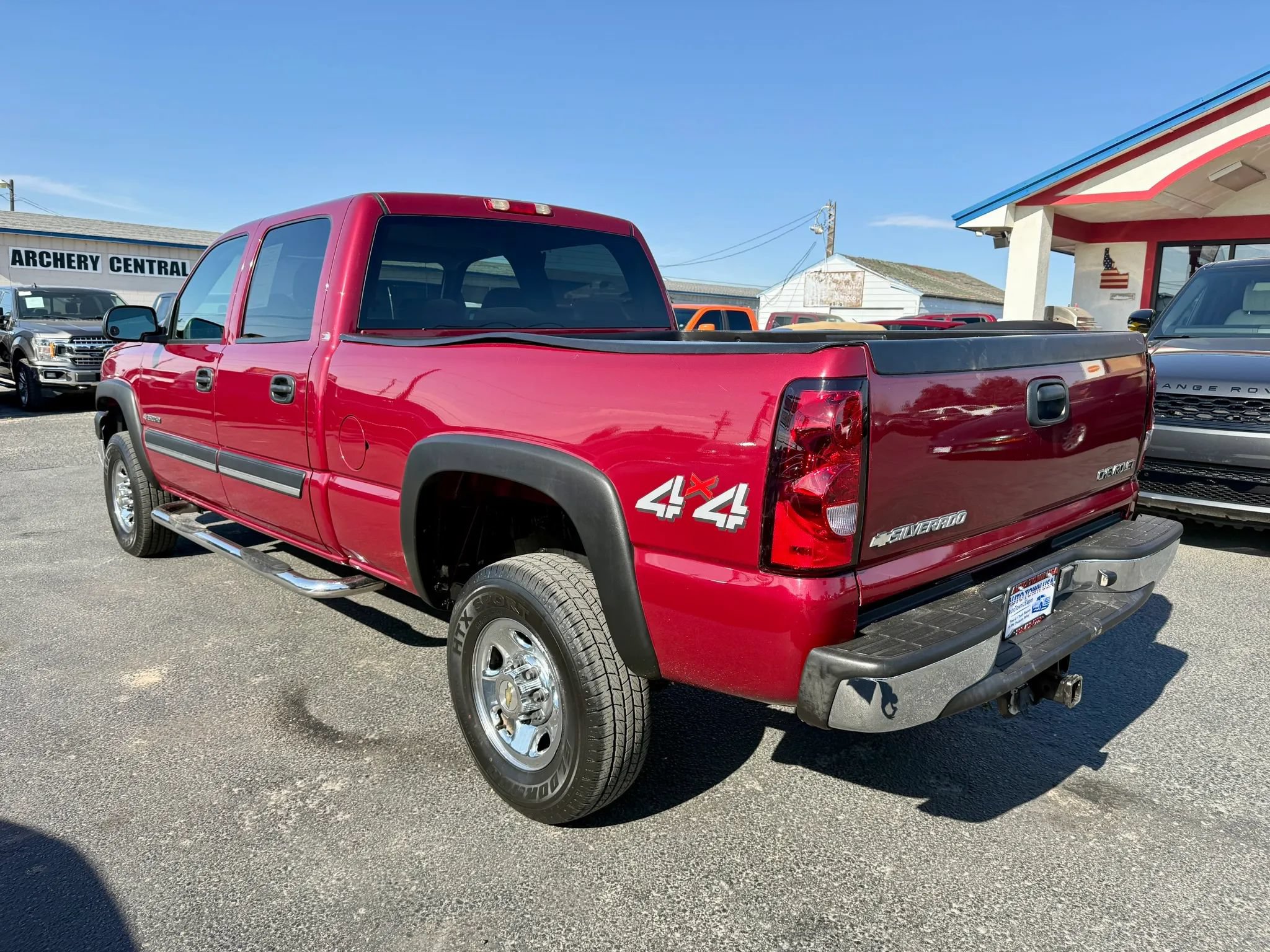 Used 2004 Chevrolet Silverado 2500 LS AWD/4WD image 3