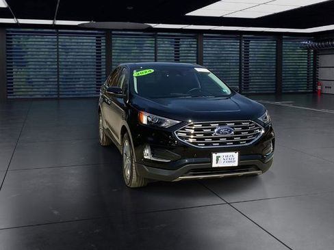 Certified 2024 Ford Edge Titanium image 2