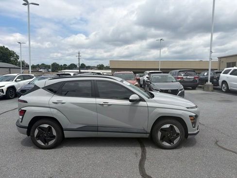Used 2024 Hyundai Kona SEL FWD image 9