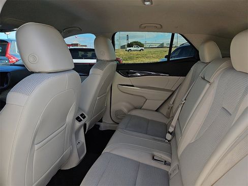 Used 2023 Buick Envision Preferred image 17