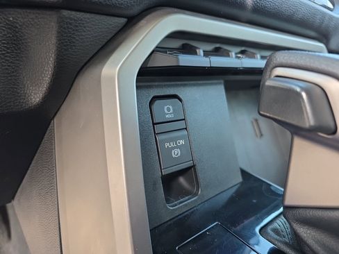 Used 2022 Toyota Tundra SR5 image 18