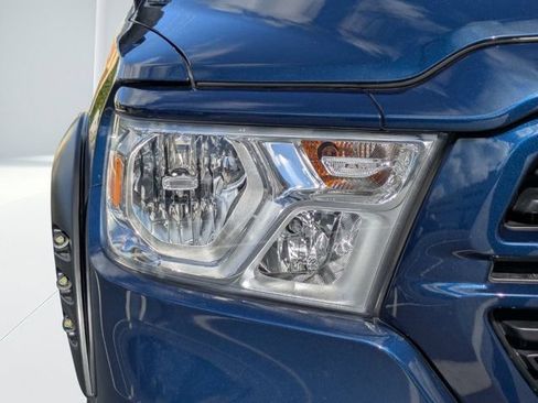 Used 2023 RAM 1500 Big Horn AWD/4WD image 9