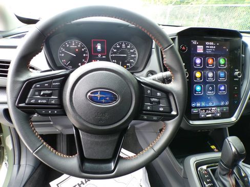 Used 2024 Subaru Crosstrek 2.5i Limited w/ Crosstrek Mirror Package AWD/4WD image 12