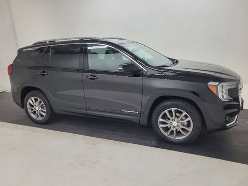 Used 2024 GMC Terrain SLT w/ Tech Package AWD/4WD image 11