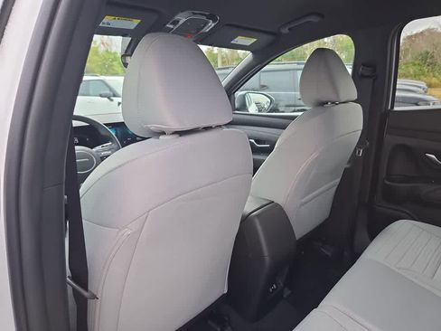 New 2026 Hyundai Santa Cruz SE FWD image 19