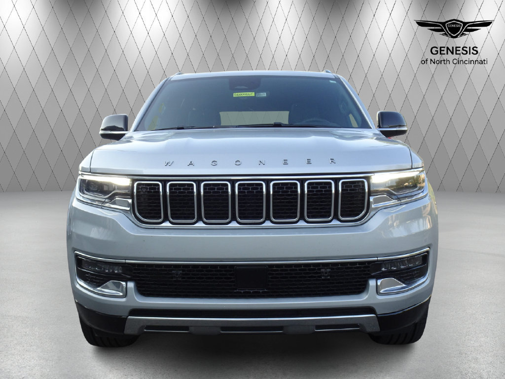 Used 2023 Jeep Wagoneer Series III w/ Premium Group I AWD/4WD image 8