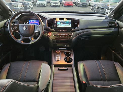 Used 2023 Honda Passport TrailSport image 31