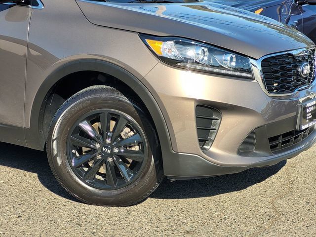 Used 2019 Kia Sorento FWD image 6