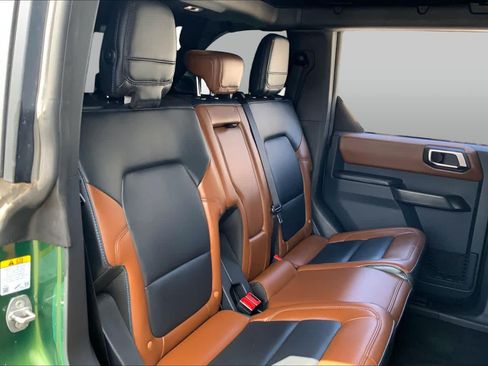 Used 2024 Ford Bronco Outer Banks AWD/4WD image 19