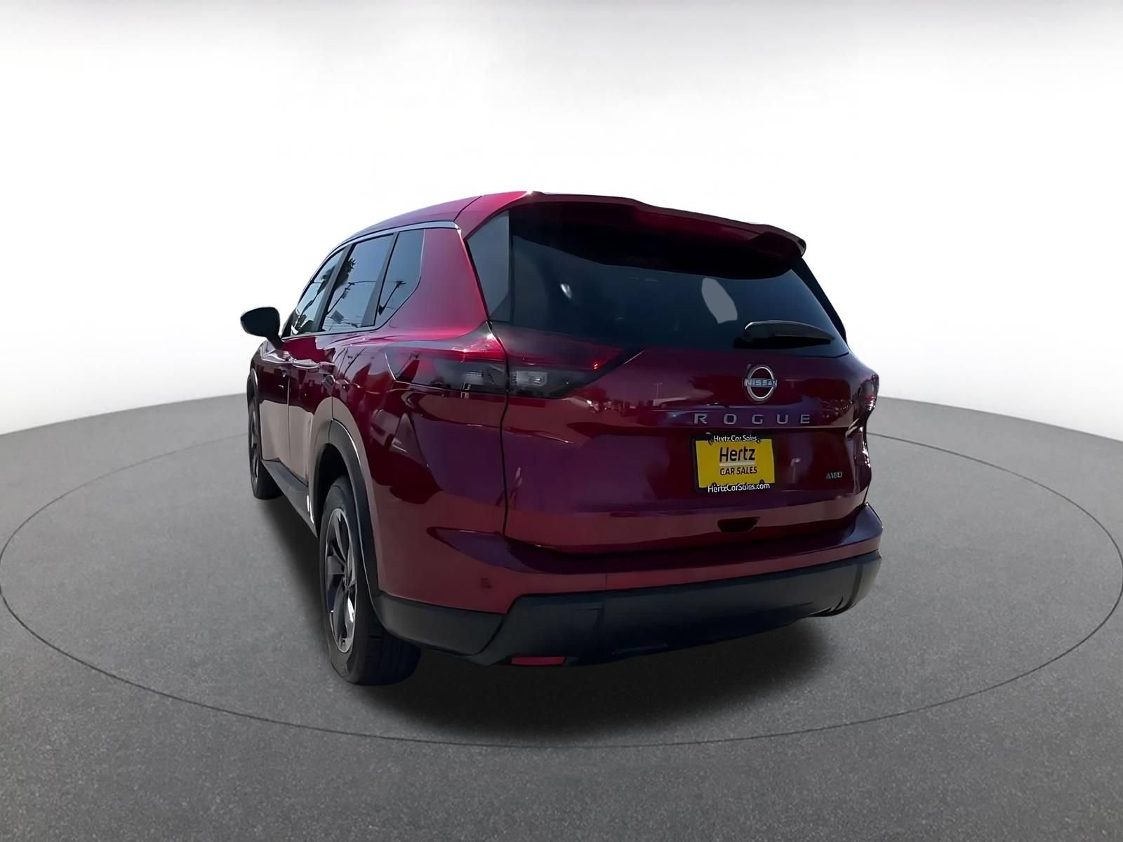 Used 2025 Nissan Rogue SV AWD/4WD image 10