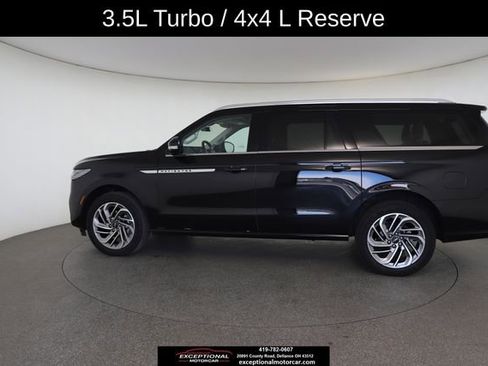 Used 2025 Lincoln Navigator L Reserve AWD/4WD image 8
