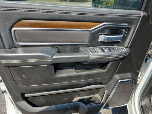 Used 2024 RAM 2500 Laramie w/ Safety Group AWD/4WD image 20