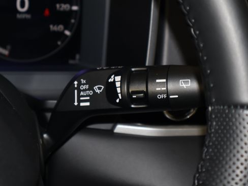 Used 2024 Mitsubishi Outlander SEL image 21