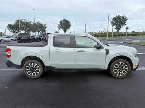 Used 2024 Ford Maverick Lariat AWD/4WD image 2