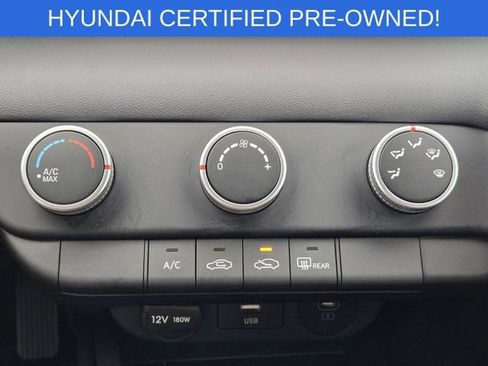 Certified 2025 Hyundai Elantra SE FWD image 18