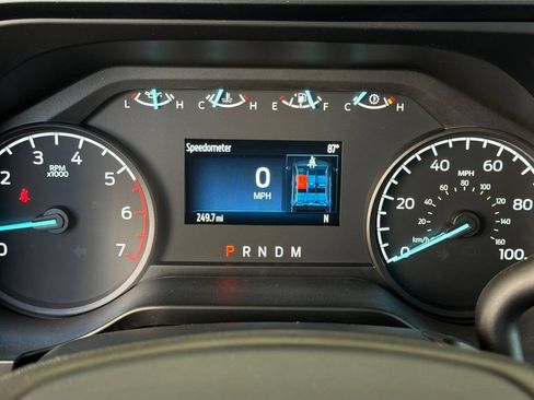 New 2026 Ford F250 XL w/ XL Chrome Package RWD image 26