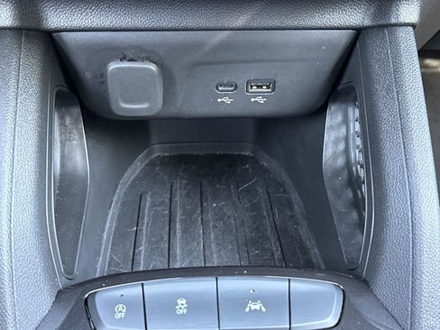 Used 2024 Chevrolet TrailBlazer LT image 22