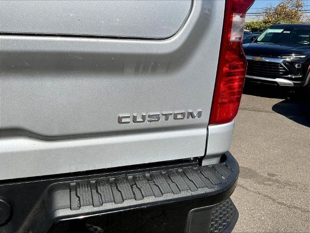 Certified 2022 Chevrolet Silverado 2500 Custom w/ Custom Value Package AWD/4WD image 27