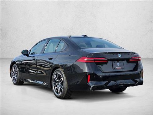New 2026 BMW 530i w/ M Sport Package RWD image 9