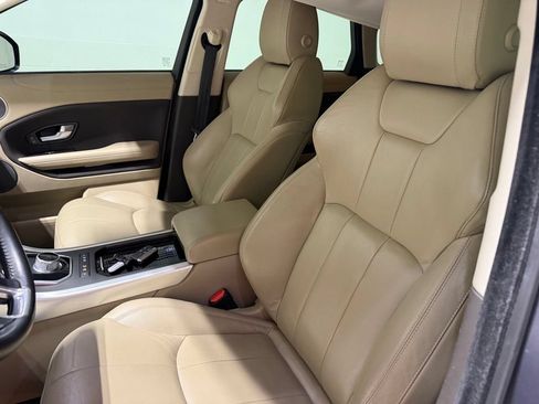 Used 2016 Land Rover Range Rover Evoque SE AWD/4WD image 24