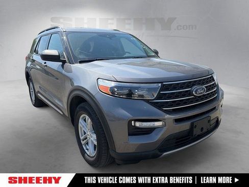 Certified 2022 Ford Explorer XLT w/ Equipment Group 202A image 1