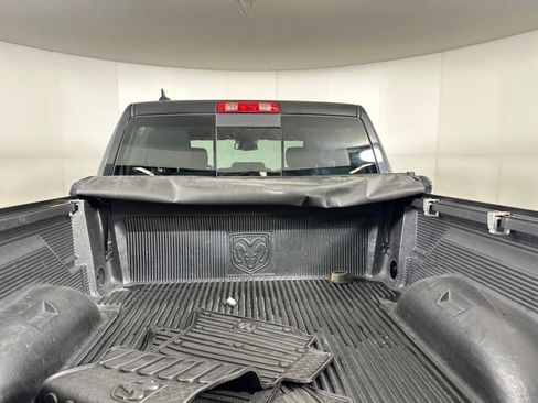 Used 2016 RAM 1500 Big Horn image 32