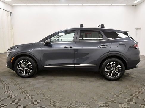 Certified 2025 Kia Sportage EX image 4