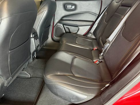 Used 2017 Jeep Compass Limited image 18