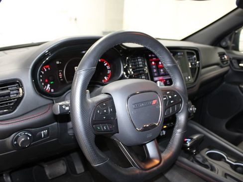 Used 2025 Dodge Durango GT AWD/4WD image 16