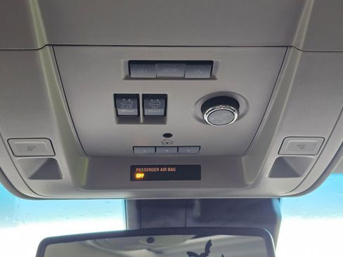 Used 2016 Chevrolet Tahoe LT image 38