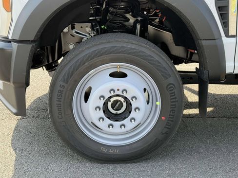 New 2025 Ford F550 4x4 Crew Cab Super Duty image 7