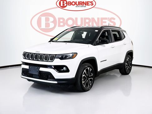 Used 2024 Jeep Compass Limited AWD/4WD image 5