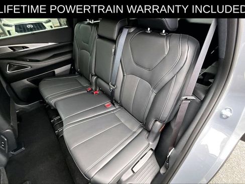 Certified 2026 INFINITI QX60 Luxe FWD image 12