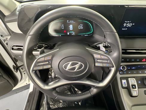 Used 2023 Hyundai Palisade SEL image 11