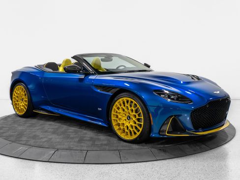 Used 2023 Aston Martin DBS Coupe RWD image 69