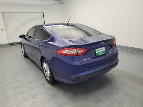 Used 2016 Ford Fusion SE FWD image 5