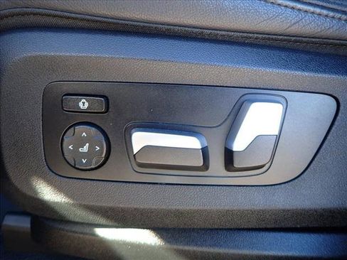 Used 2022 BMW X7 xDrive40i image 14