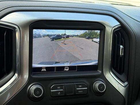 Used 2021 Chevrolet Silverado 1500 LT Trail Boss w/ Convenience Package II AWD/4WD image 32