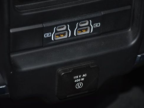 Used 2022 RAM 1500 Laramie w/ Sport Appearance Package AWD/4WD image 29